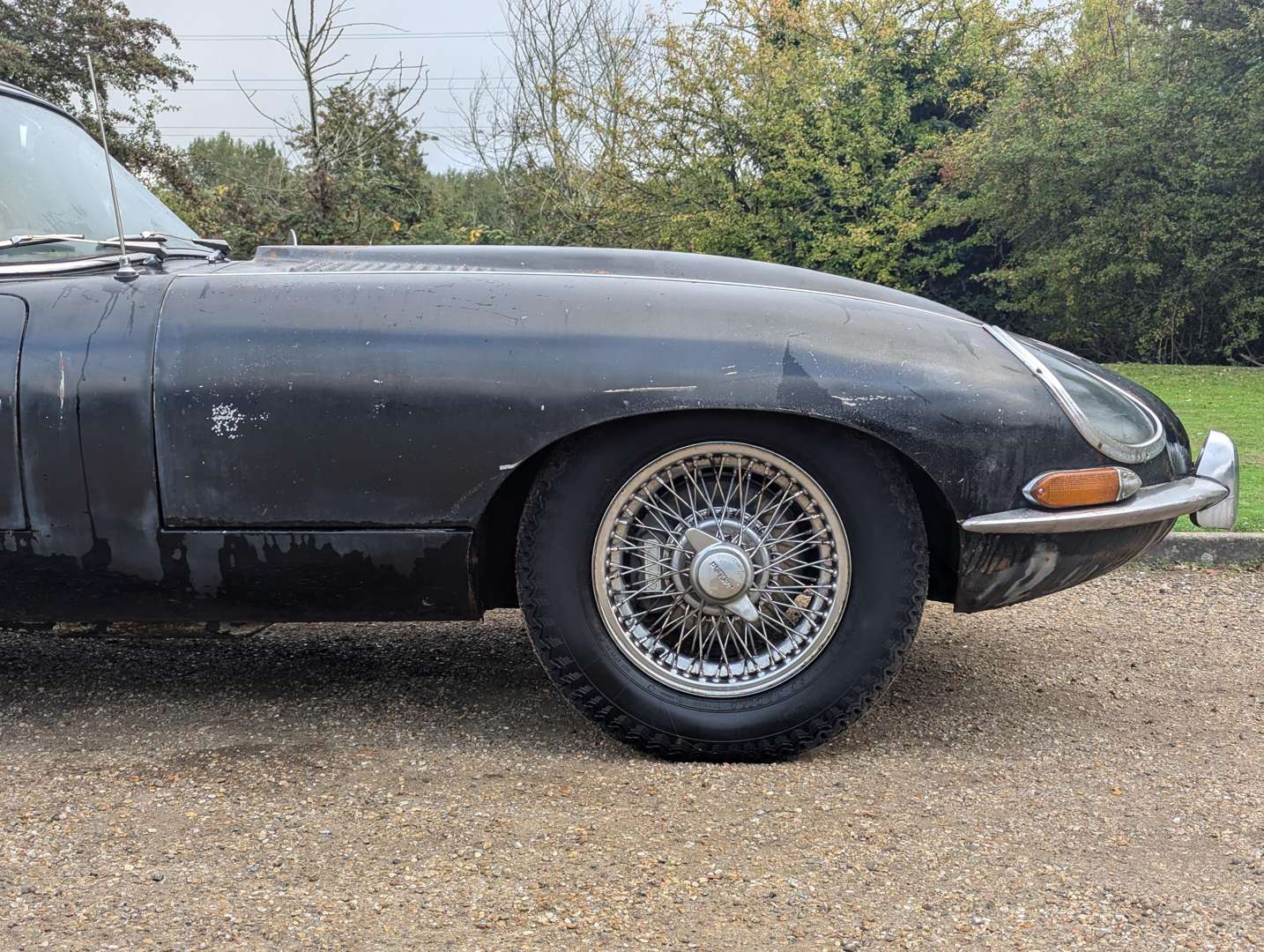 <p>1965 JAGUAR E-TYPE S1 4.2 FHC</p>