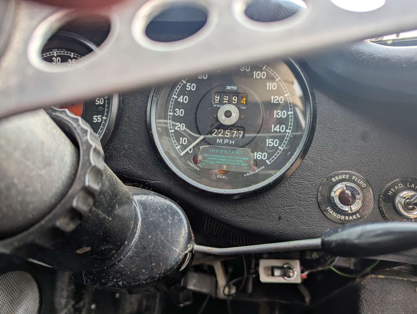 <p>1965 JAGUAR E-TYPE S1 4.2 FHC</p>