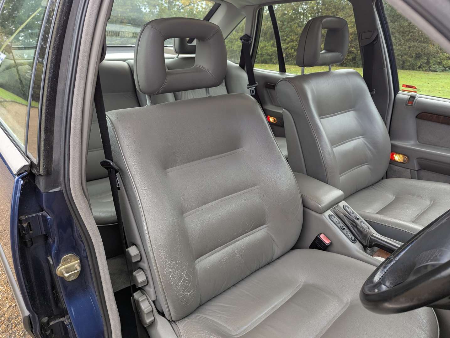 <p>1993 VAUXHALL SENATOR 3.0 AUTO CD</p>