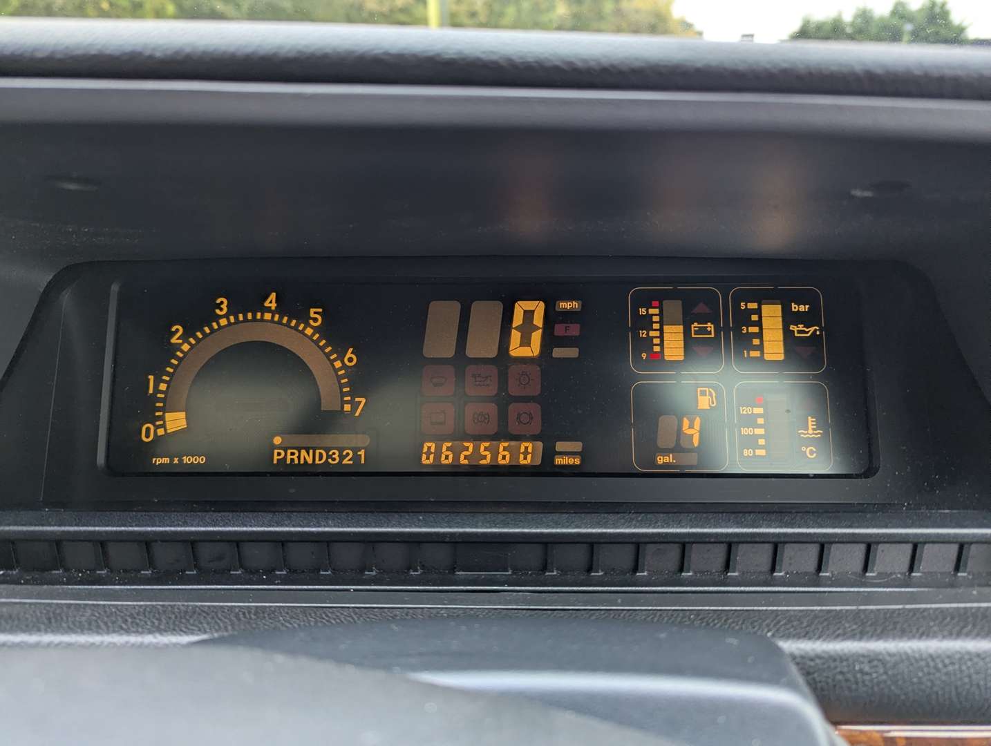 <p>1993 VAUXHALL SENATOR 3.0 AUTO CD</p>