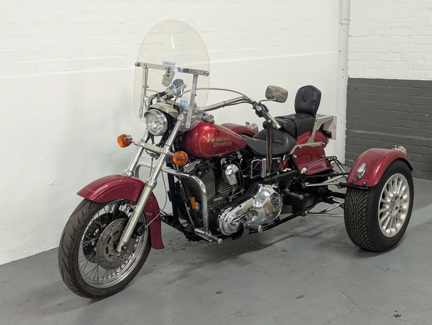 <p>1997 HARLEY DAVIDSON TRIKE</p>