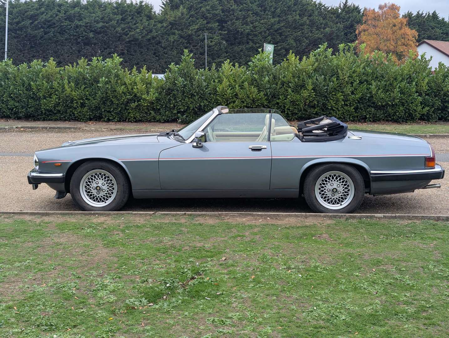 <p>1991 JAGUAR XJ-S 5.3 V12 CONVERTIBLE AUTO</p>