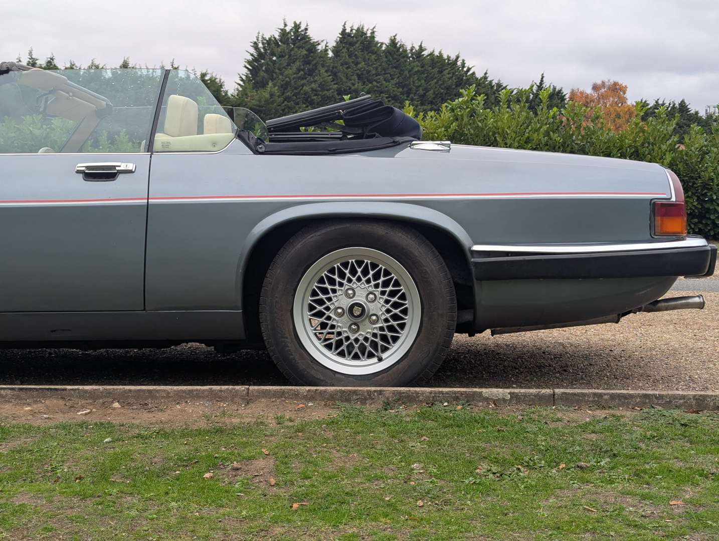 <p>1991 JAGUAR XJ-S 5.3 V12 CONVERTIBLE AUTO</p>