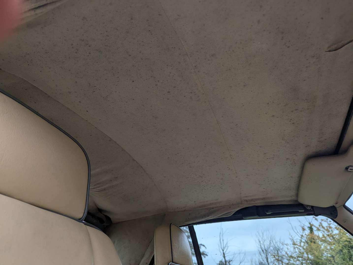 <p>1991 JAGUAR XJ-S 5.3 V12 CONVERTIBLE AUTO</p>