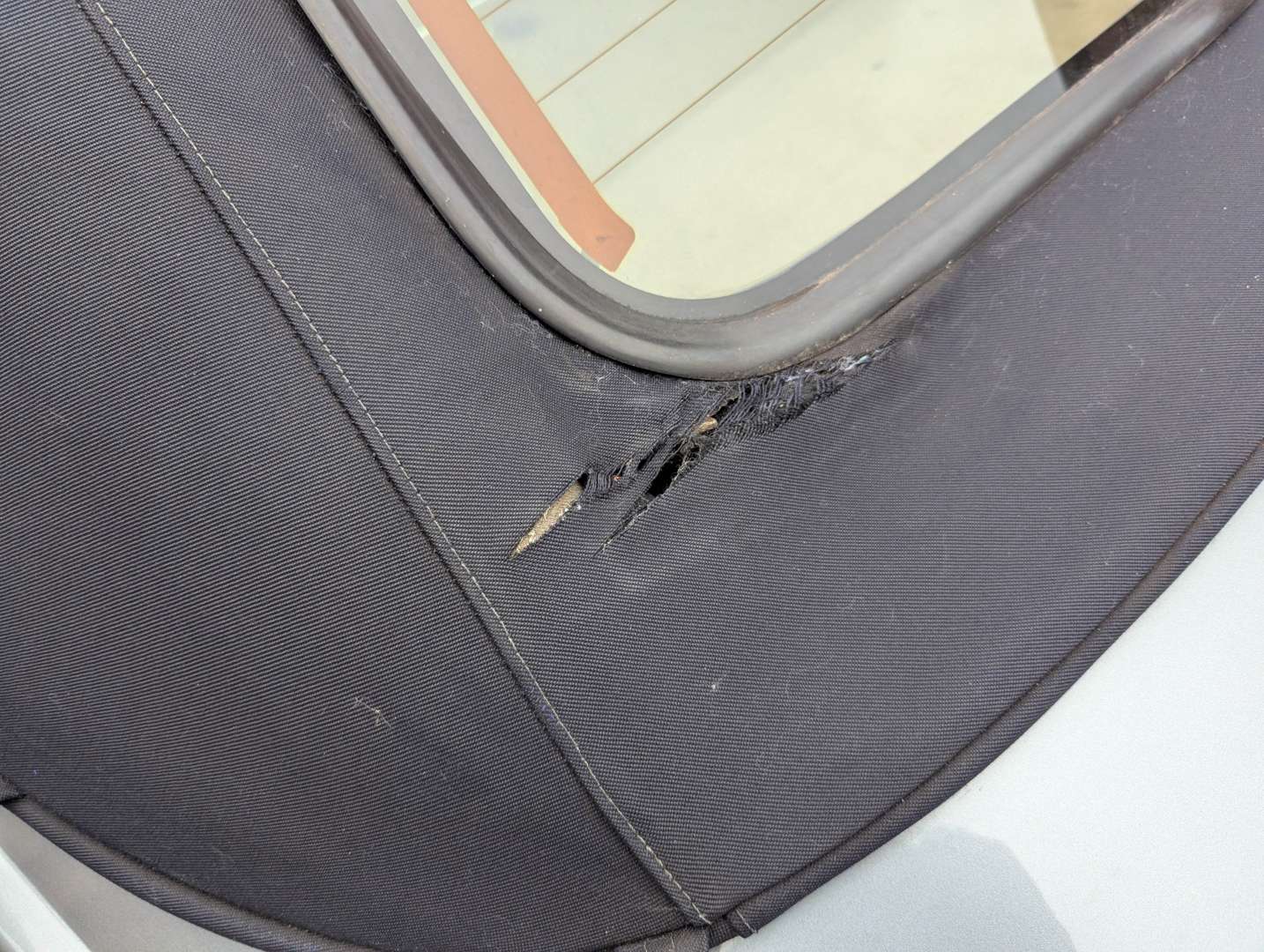 <p>1991 JAGUAR XJ-S 5.3 V12 CONVERTIBLE AUTO</p>