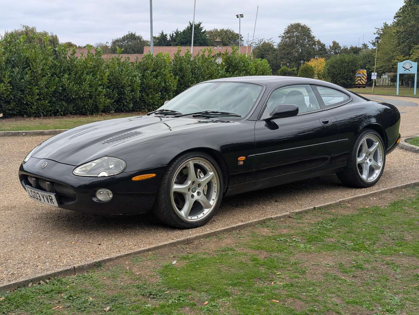 <p>2003 JAGUAR XKR 4.2 COUPE AUTO</p>
