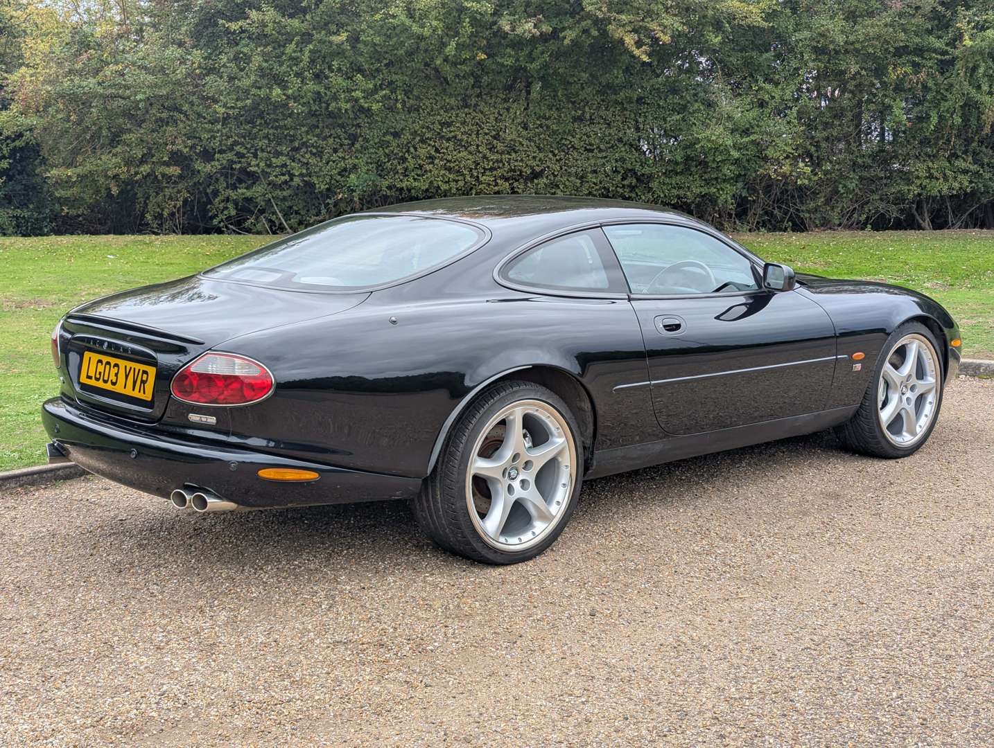 <p>2003 JAGUAR XKR 4.2 COUPE AUTO</p>