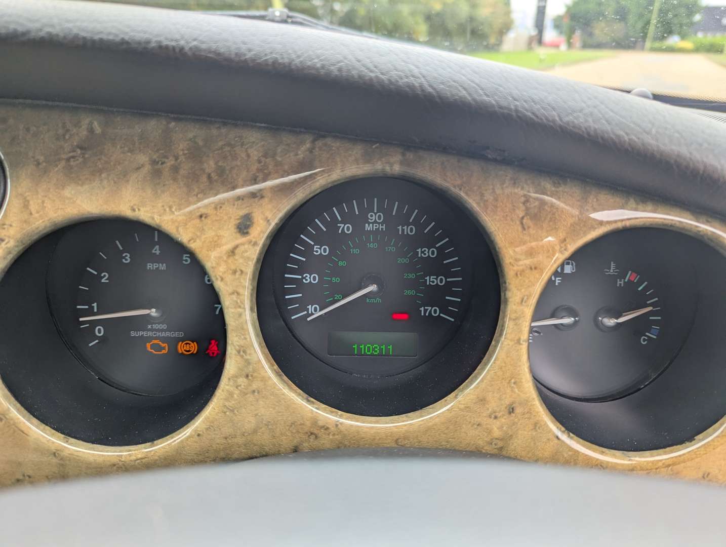 <p>2003 JAGUAR XKR 4.2 COUPE AUTO</p>