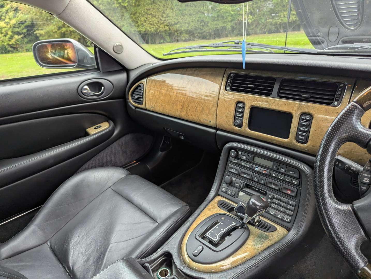 <p>2003 JAGUAR XKR 4.2 COUPE AUTO</p>