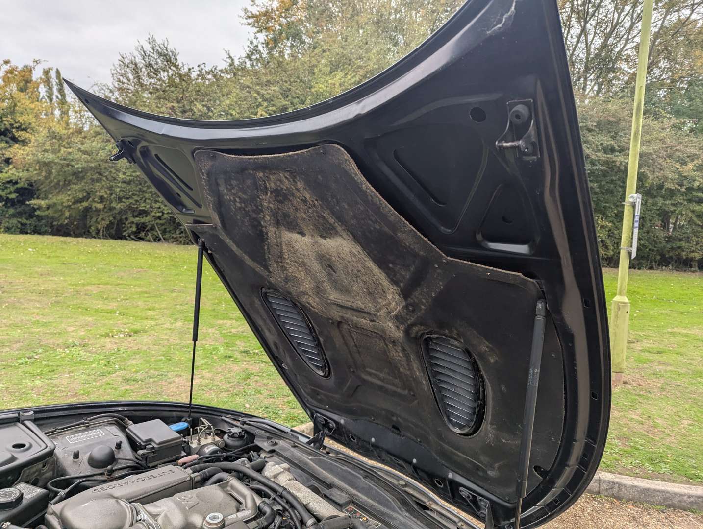 <p>2003 JAGUAR XKR 4.2 COUPE AUTO</p>