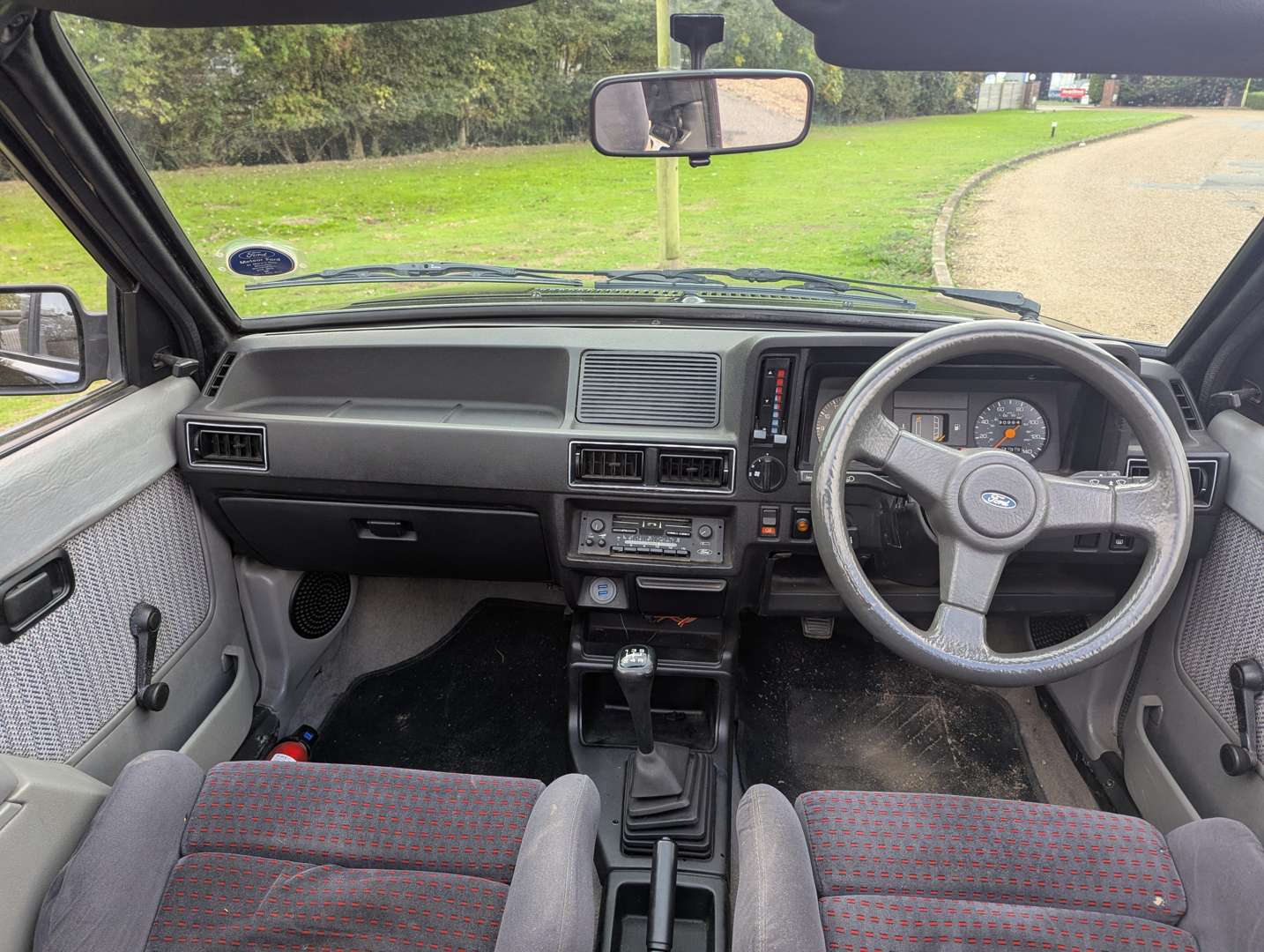 <p>1984 FORD ESCORT 1.6 CABRIOLET</p>