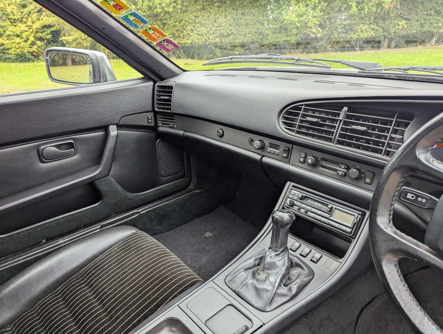 <p>1986 PORSCHE 944</p>