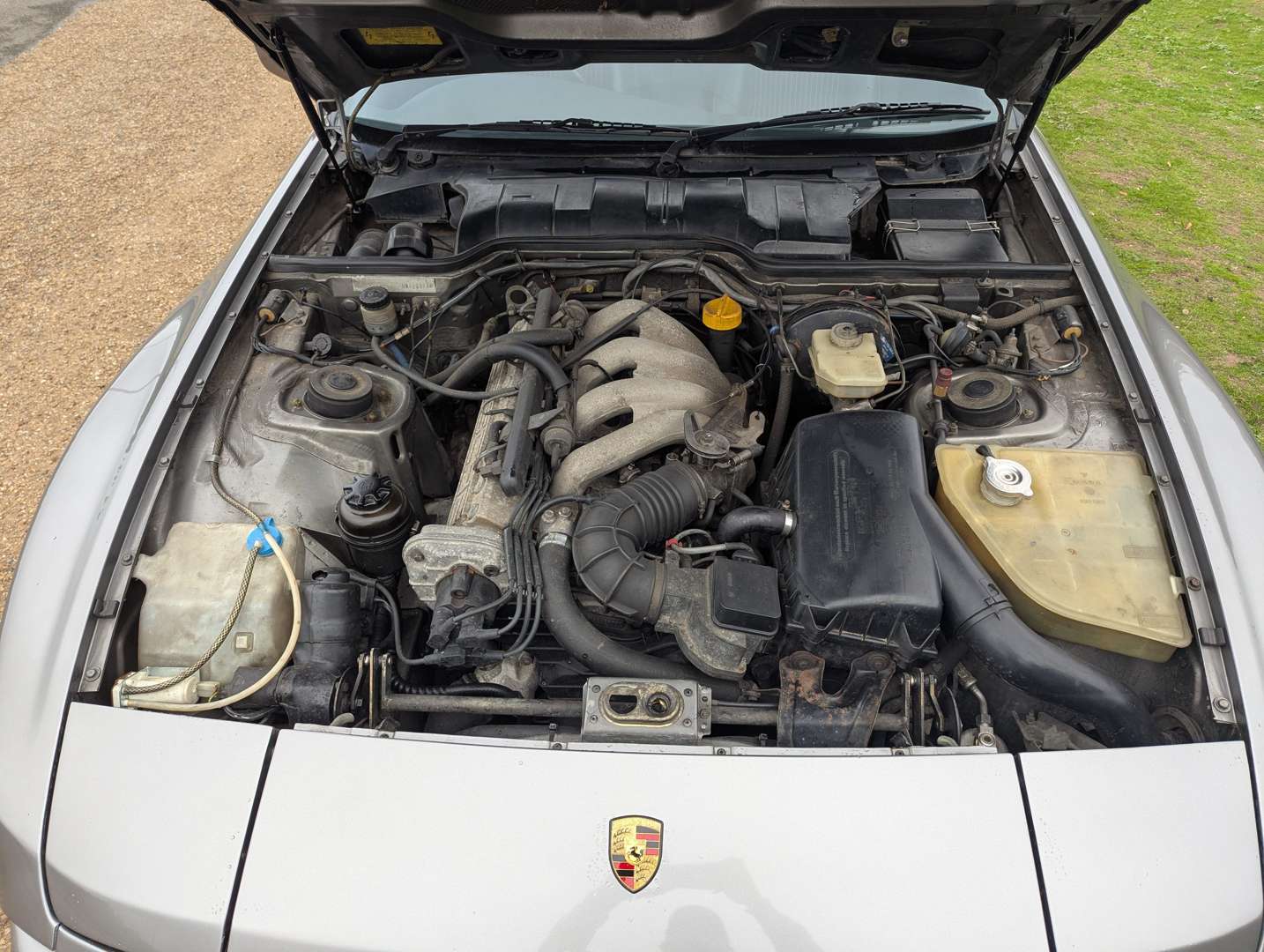 <p>1986 PORSCHE 944</p>