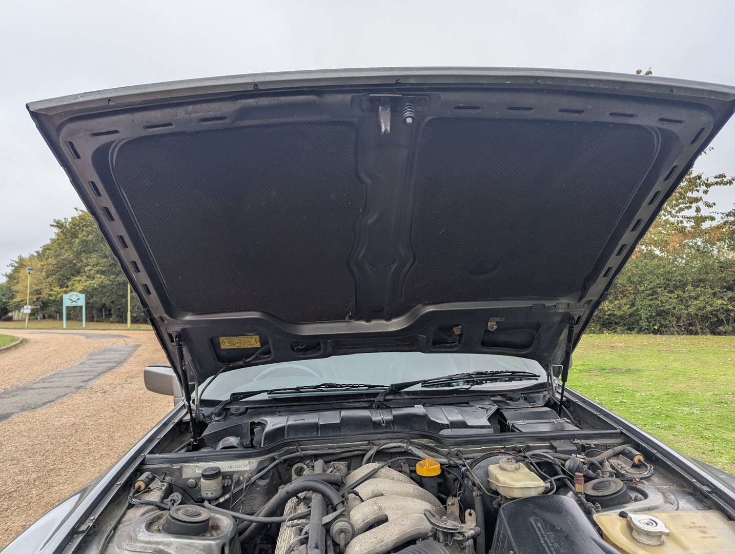 <p>1986 PORSCHE 944</p>