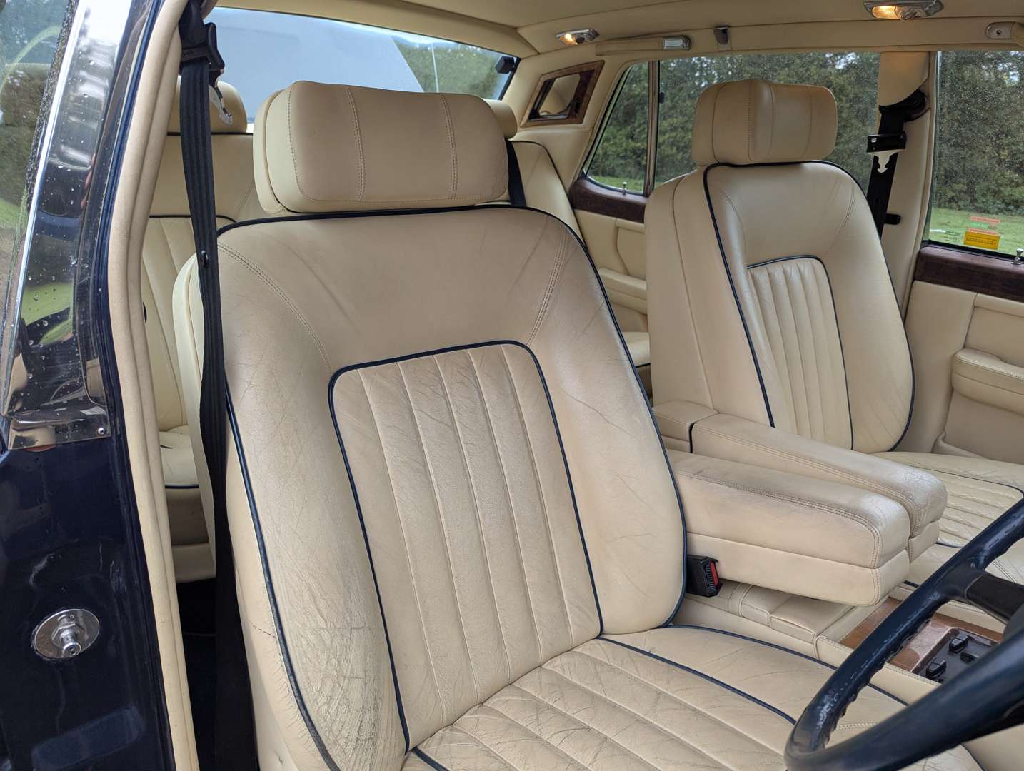 <p>1988 BENTLEY MULSANNE S</p>