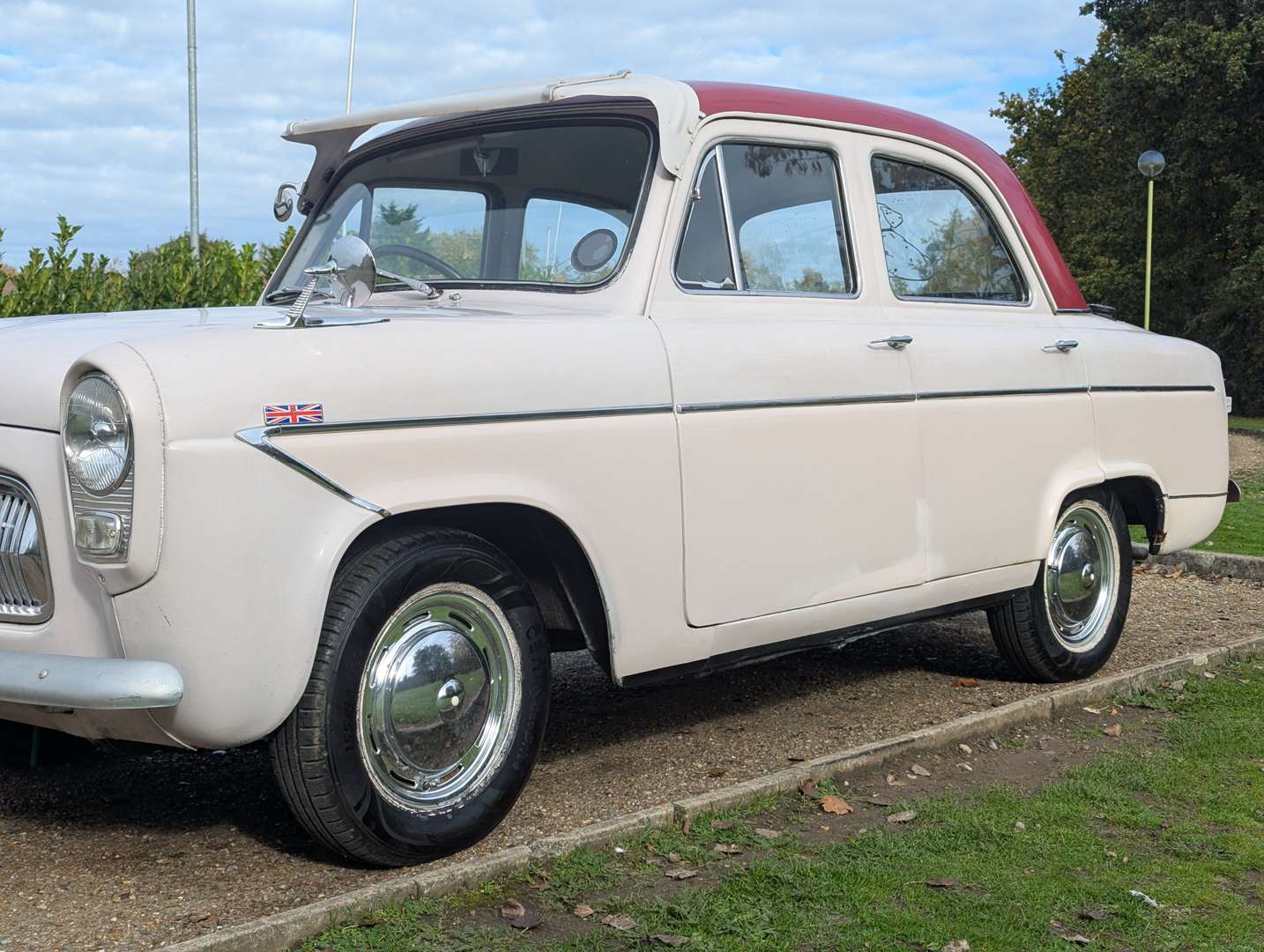 <p>1959 FORD PREFECT</p>
