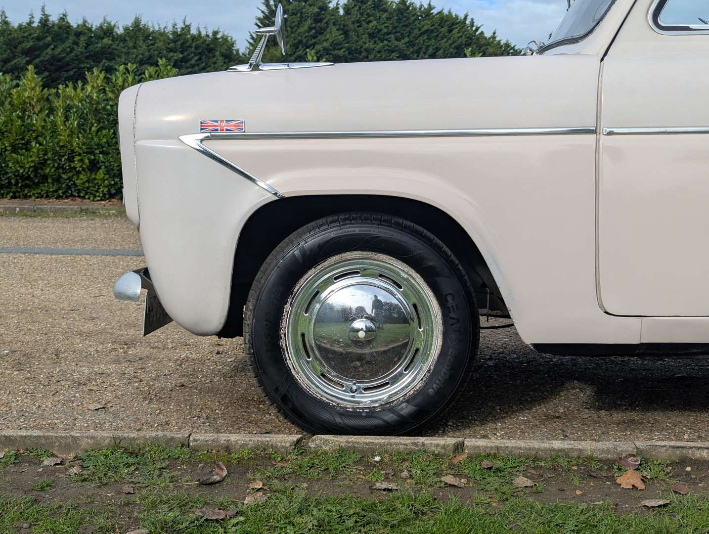<p>1959 FORD PREFECT</p>