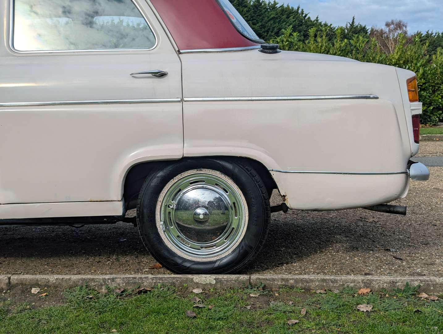 <p>1959 FORD PREFECT</p>