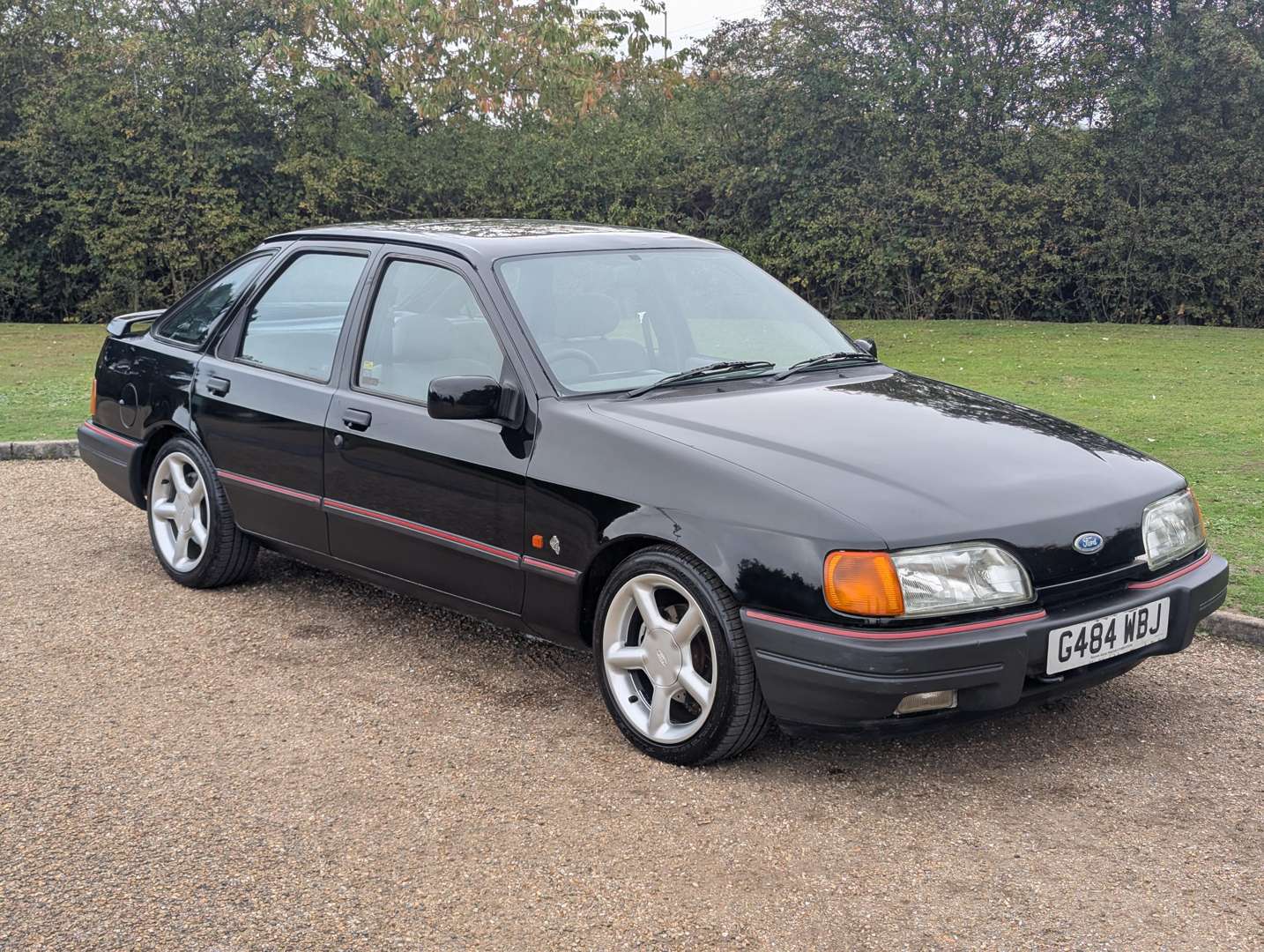 <p>1989 FORD SIERRA GLS 2.9I 4X4</p>