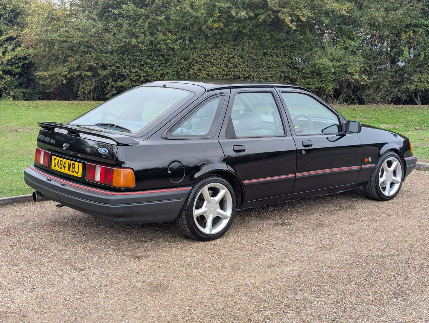 <p>1989 FORD SIERRA GLS 2.9I 4X4</p>