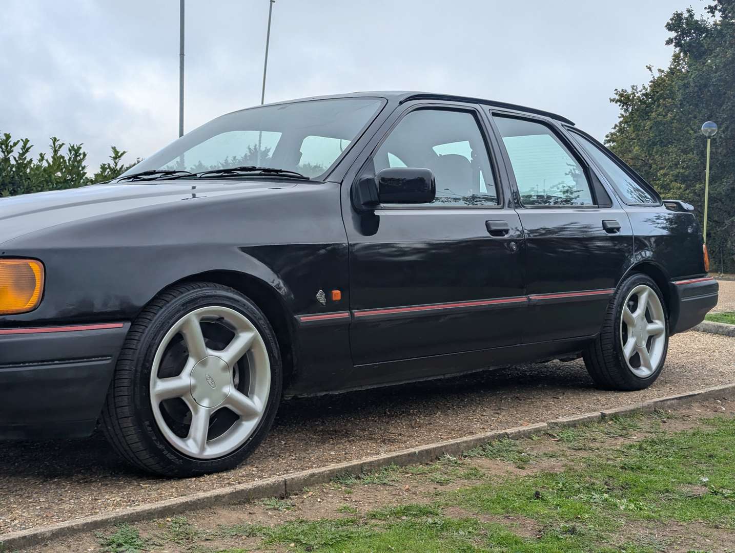 <p>1989 FORD SIERRA GLS 2.9I 4X4</p>