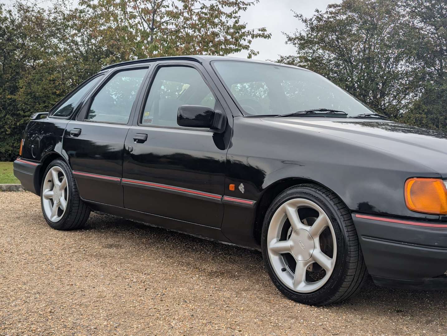 <p>1989 FORD SIERRA GLS 2.9I 4X4</p>