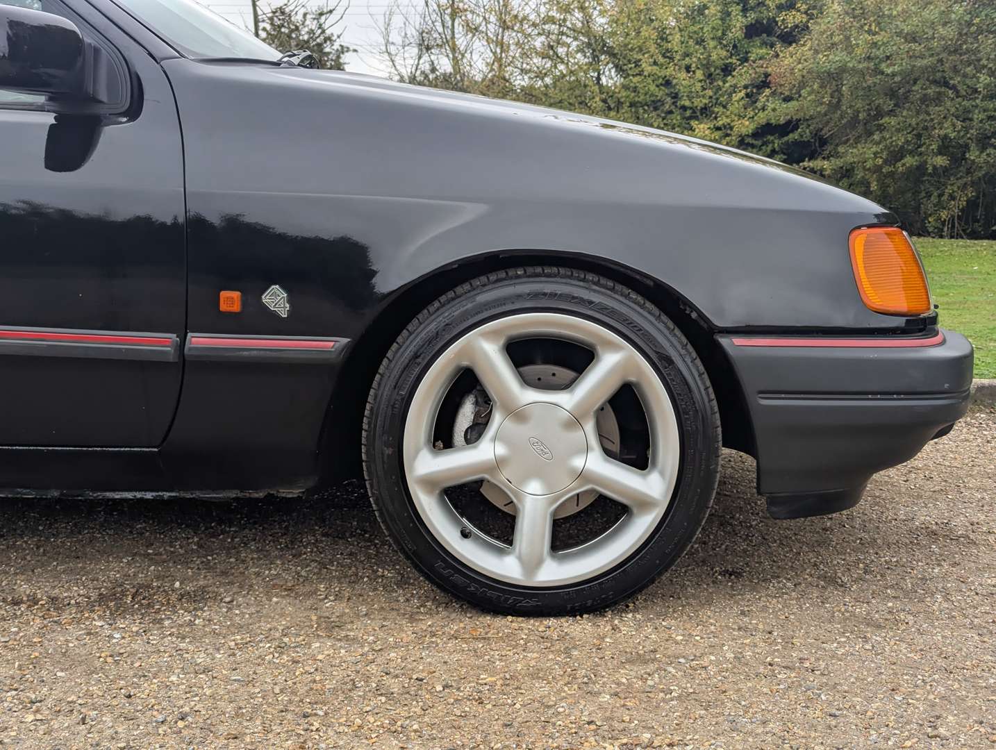 <p>1989 FORD SIERRA GLS 2.9I 4X4</p>