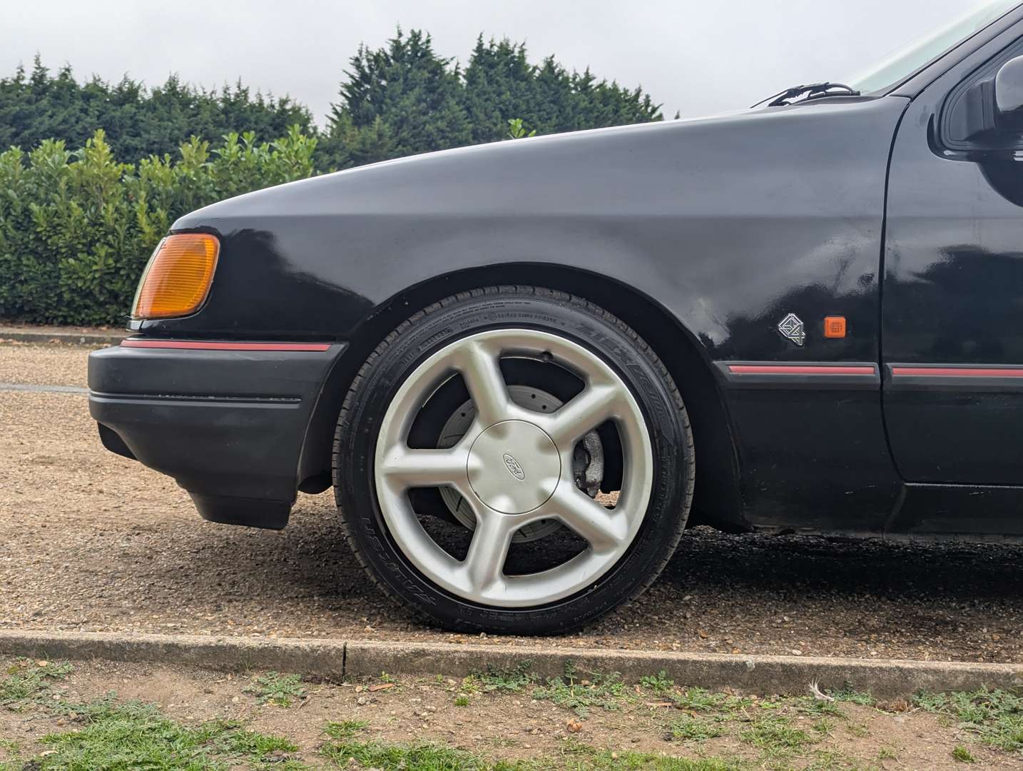 <p>1989 FORD SIERRA GLS 2.9I 4X4</p>