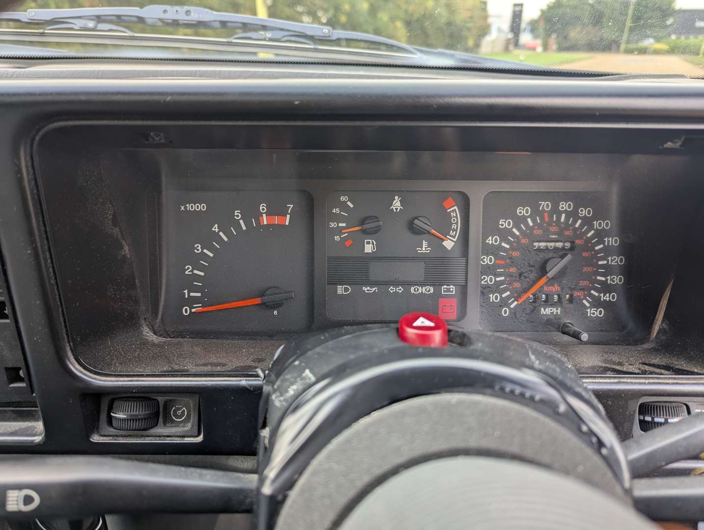 <p>1989 FORD SIERRA GLS 2.9I 4X4</p>