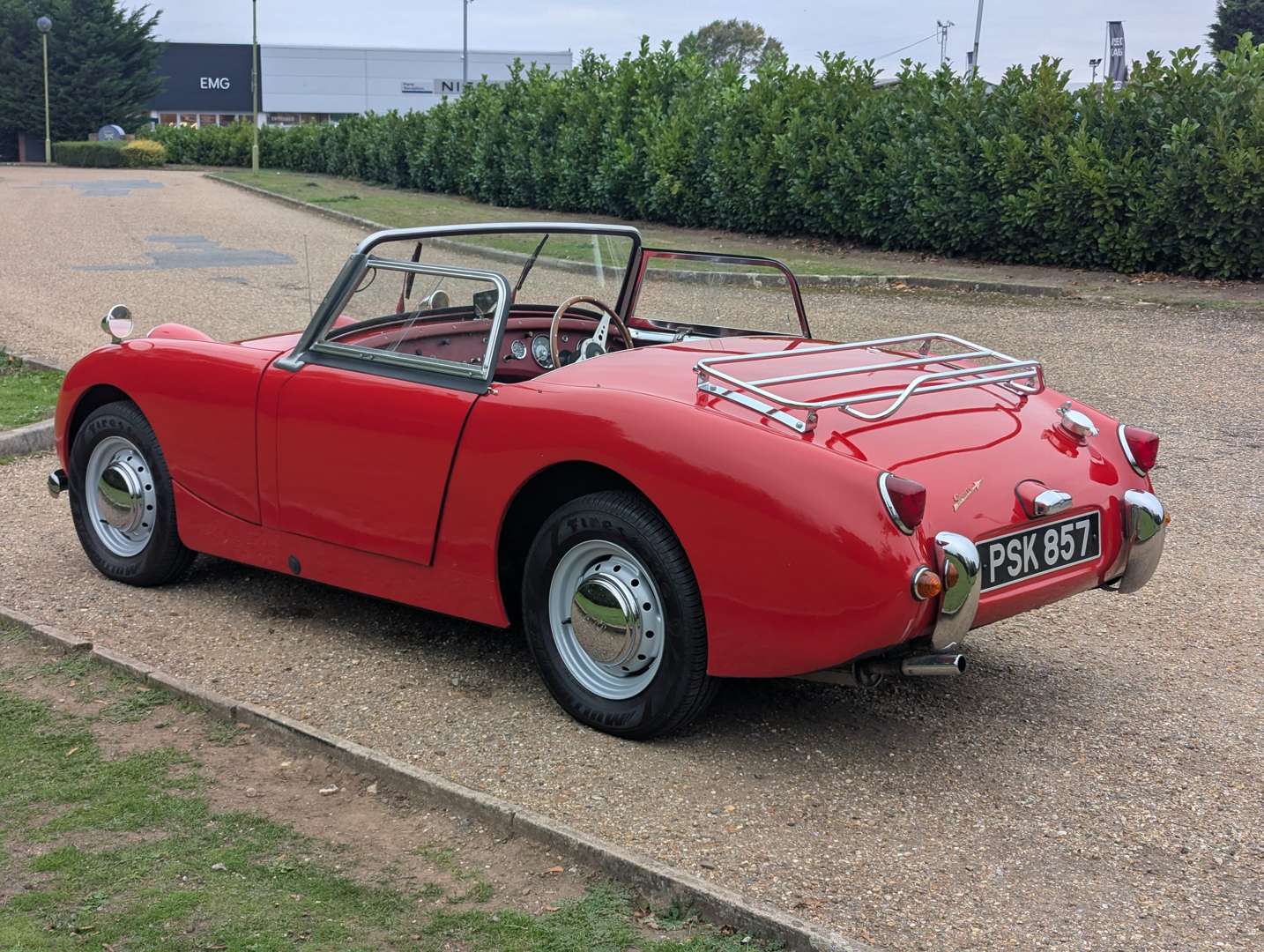 <p>1960 AUSTIN HEALEY SPRITE FROGEYE</p>