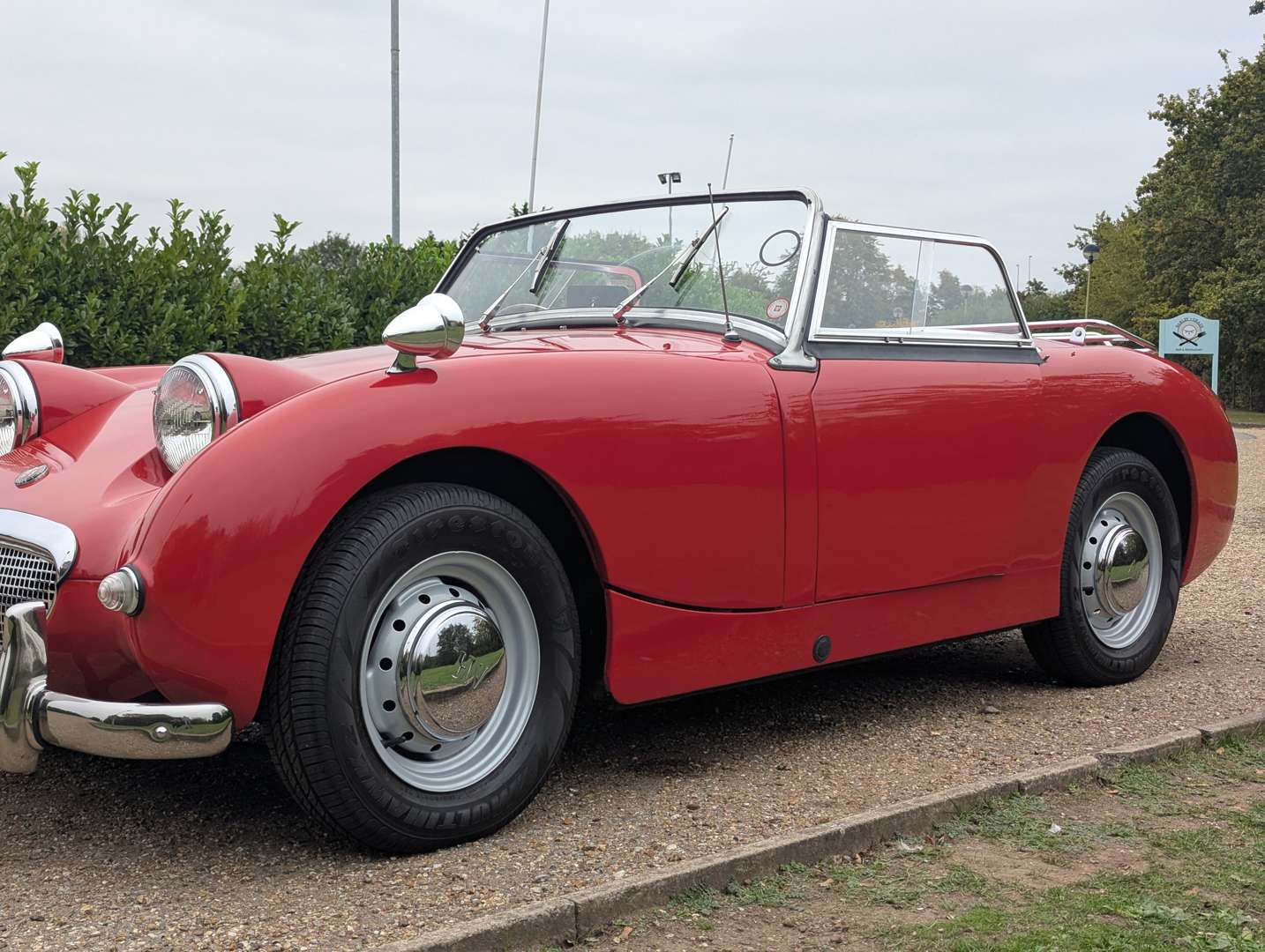 <p>1960 AUSTIN HEALEY SPRITE FROGEYE</p>