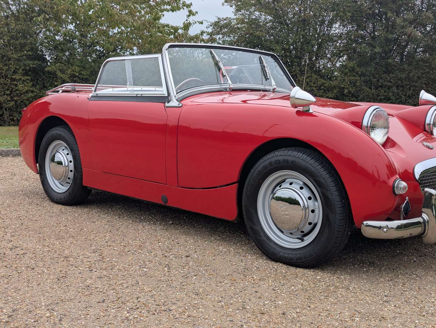 <p>1960 AUSTIN HEALEY SPRITE FROGEYE</p>