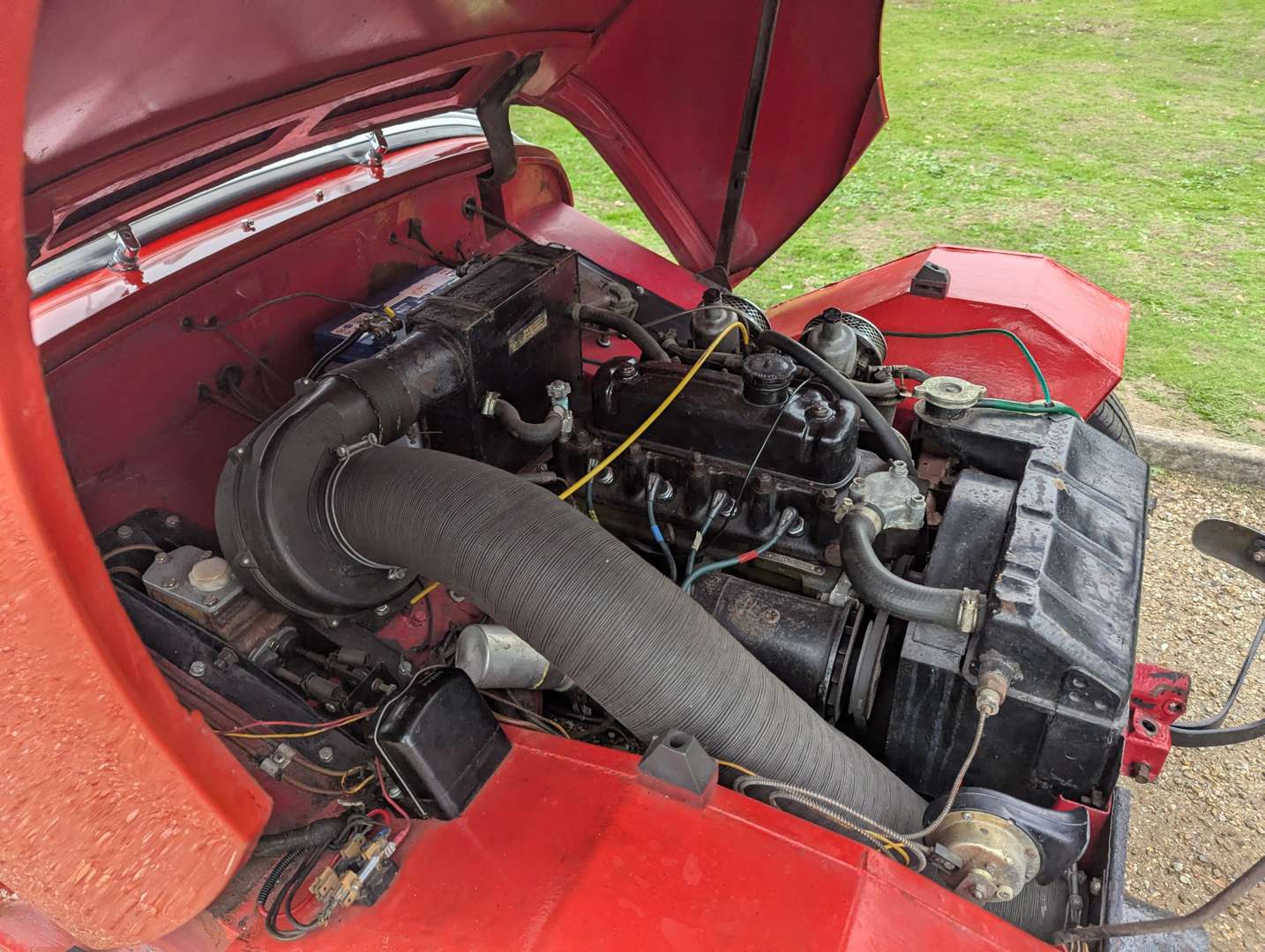 <p>1960 AUSTIN HEALEY SPRITE FROGEYE</p>