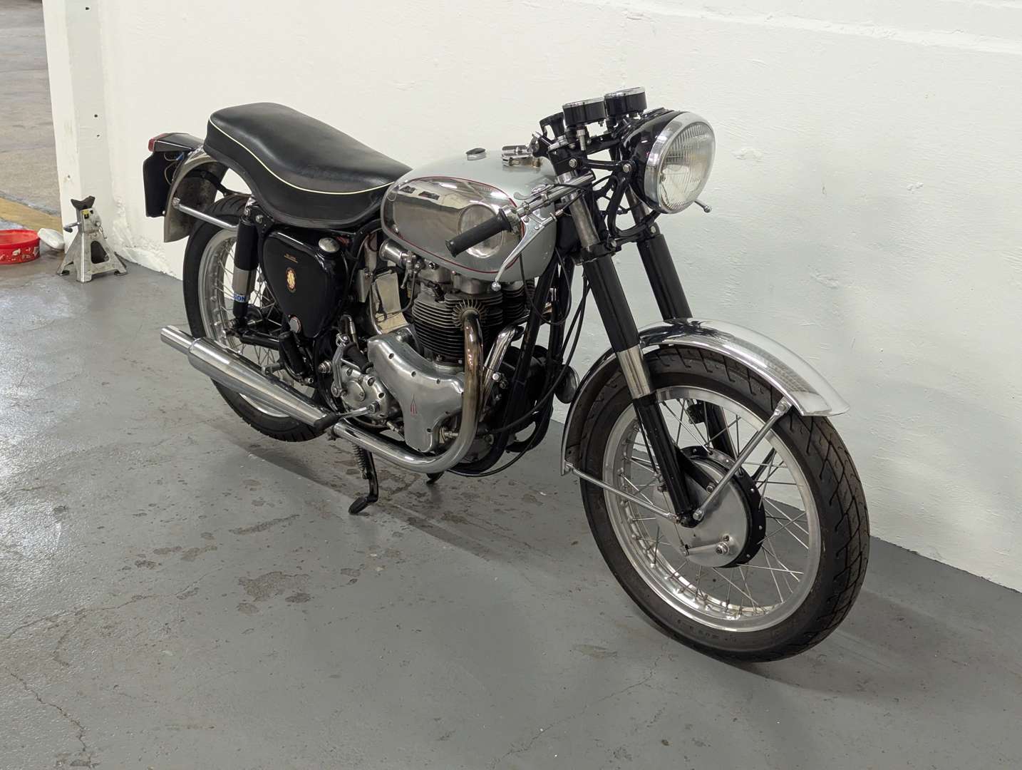 <p>1957 BSA A7 650</p>