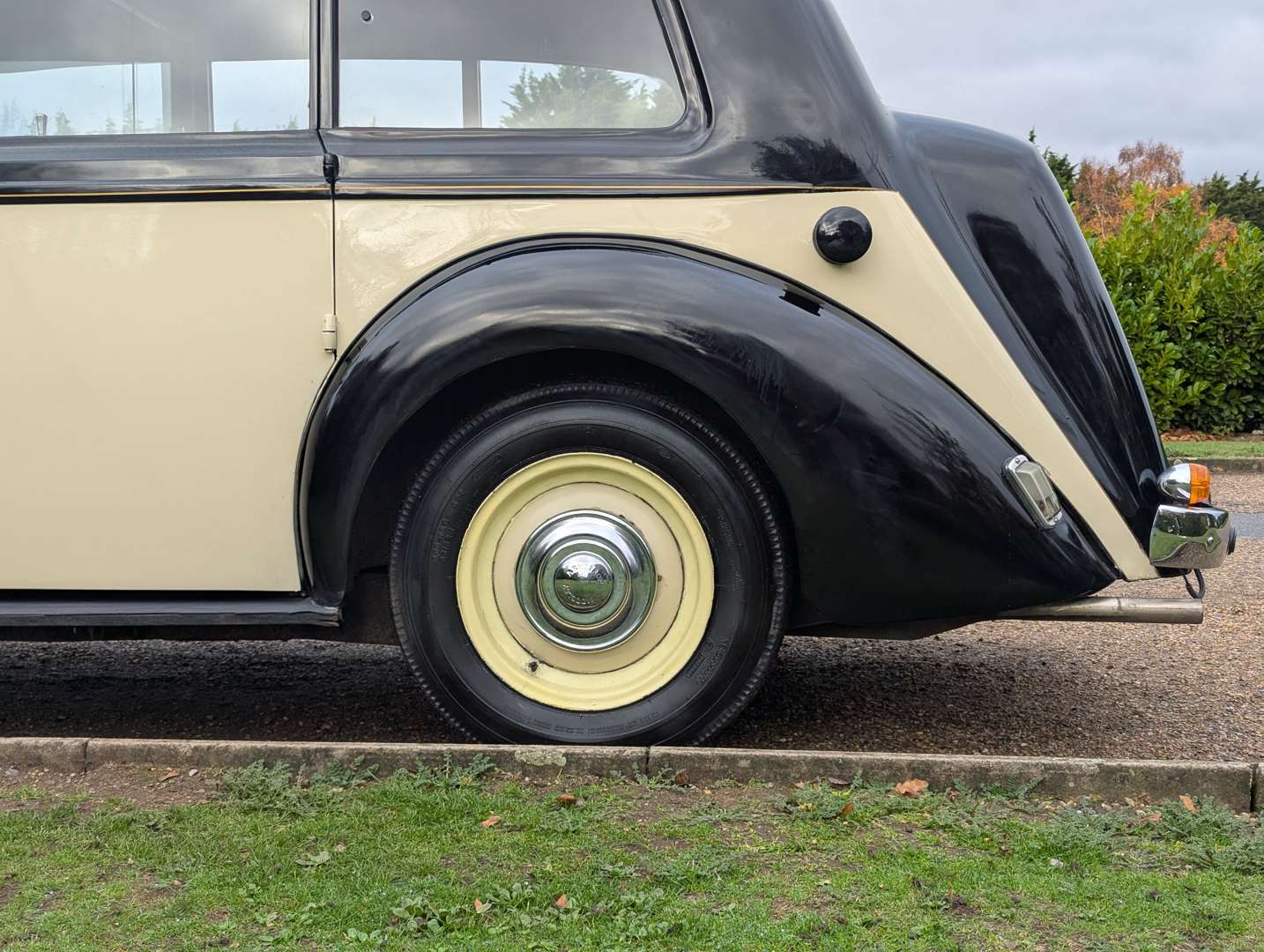 <p>1951 ARMSTRONG SIDDELEY WHITLEY 18HP LIMO</p>