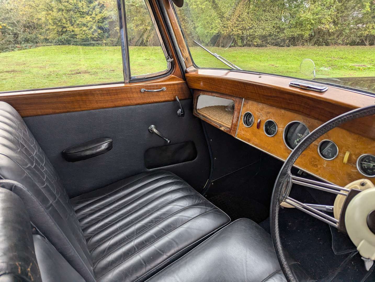 <p>1951 ARMSTRONG SIDDELEY WHITLEY 18HP LIMO</p>