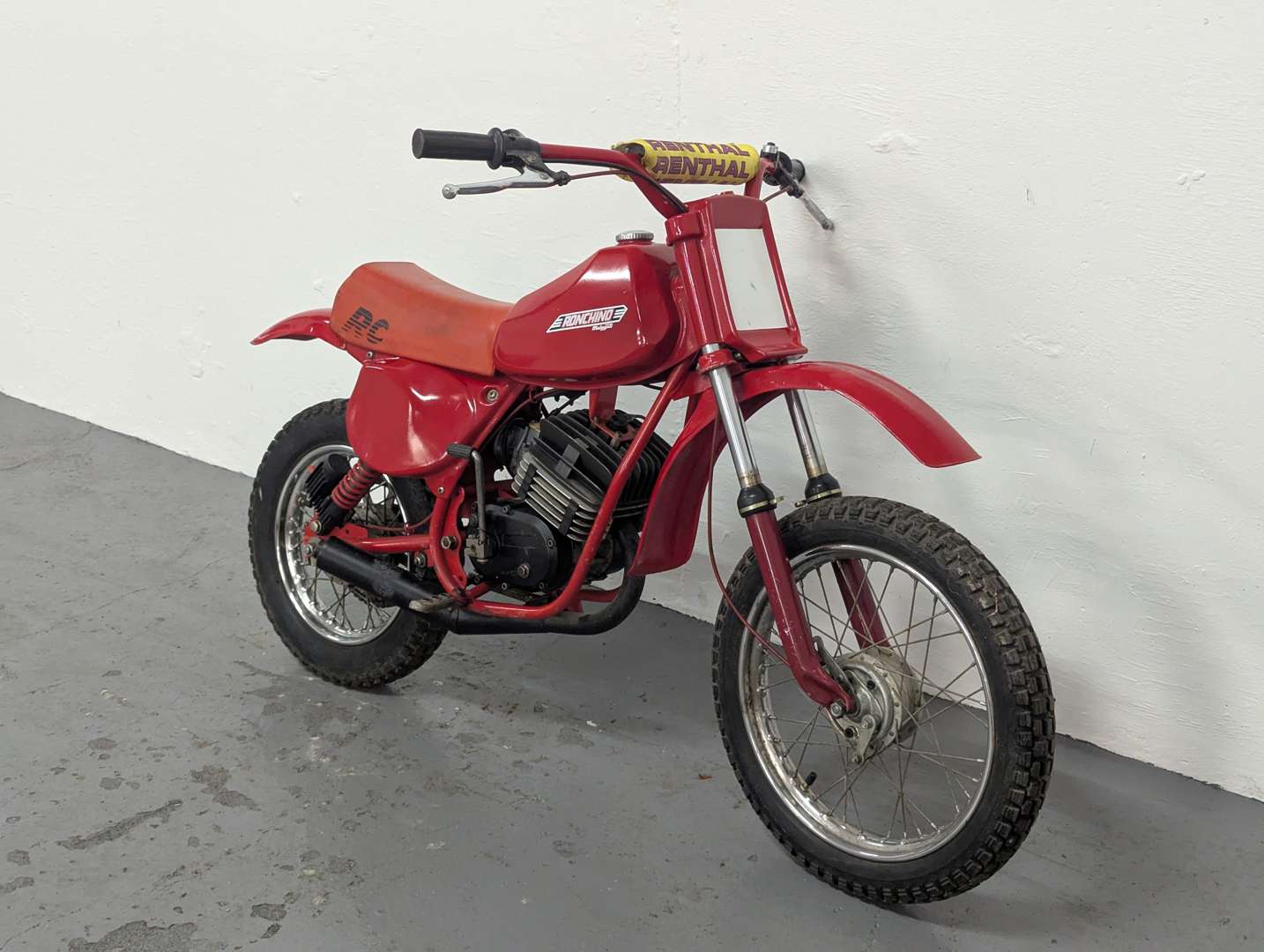 <p>MALAGUTI RONCHINO 49CC</p>