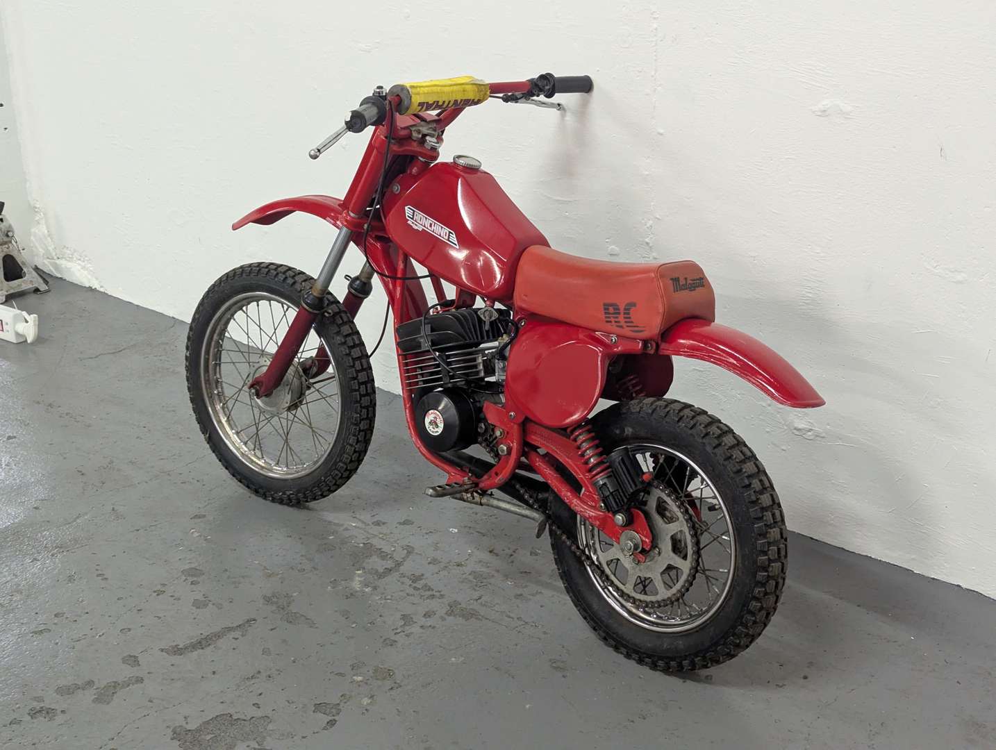 <p>MALAGUTI RONCHINO 49CC</p>