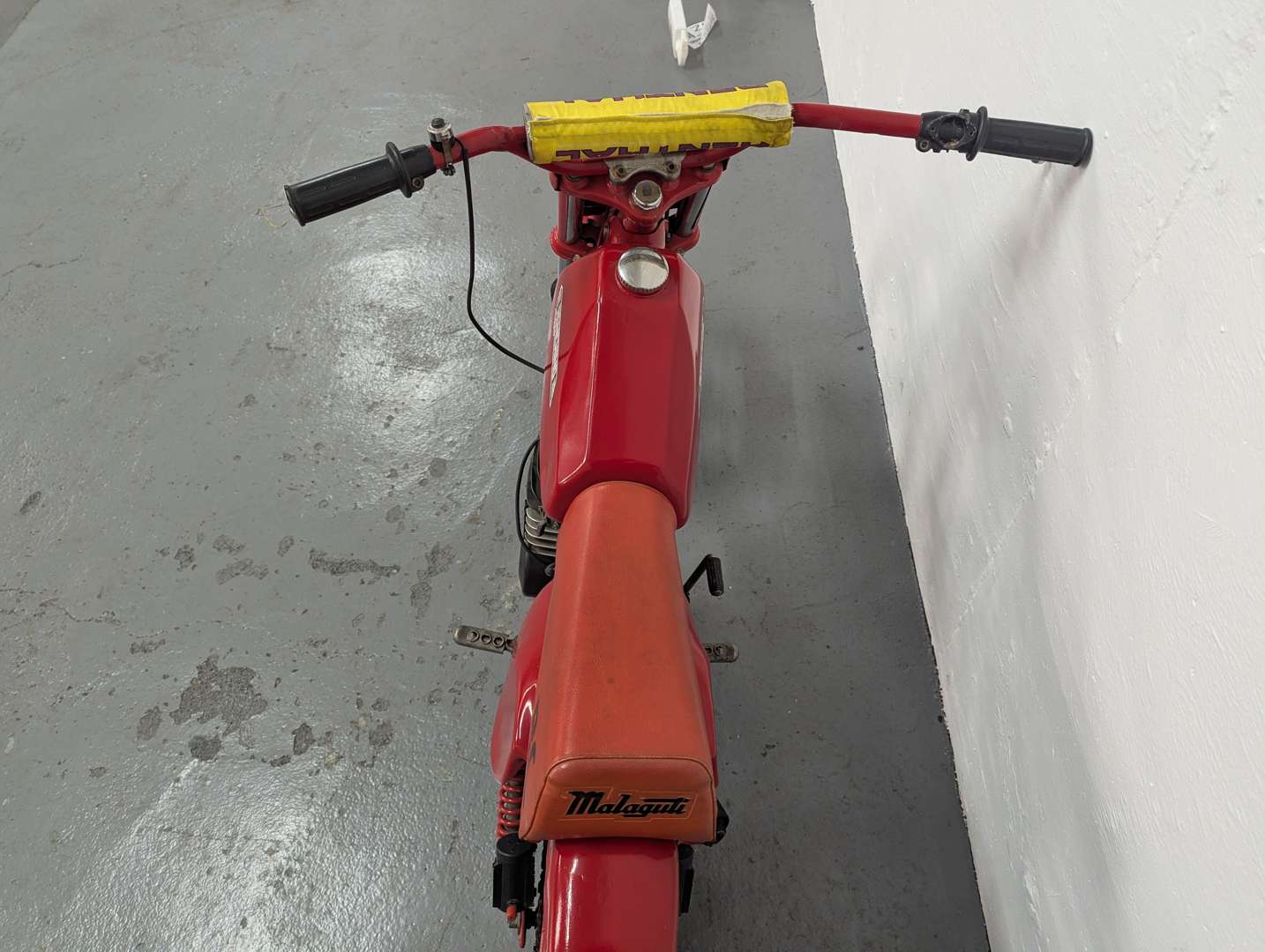 <p>MALAGUTI RONCHINO 49CC</p>