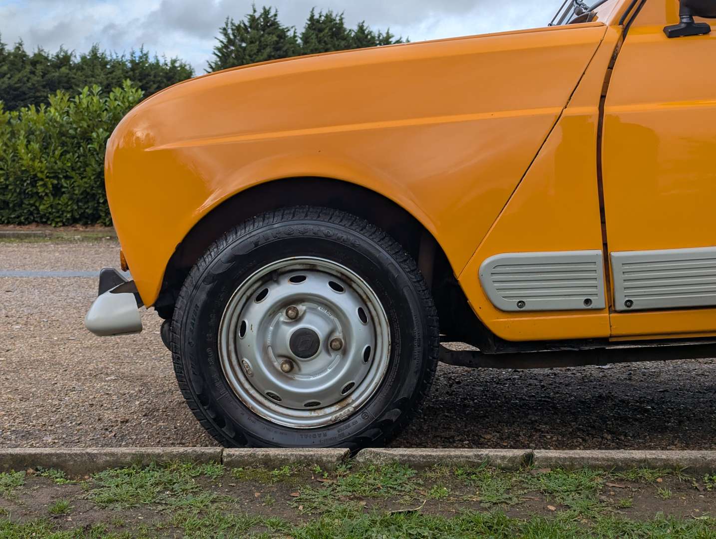 <p>1990 RENAULT 4 GT L LHD</p>