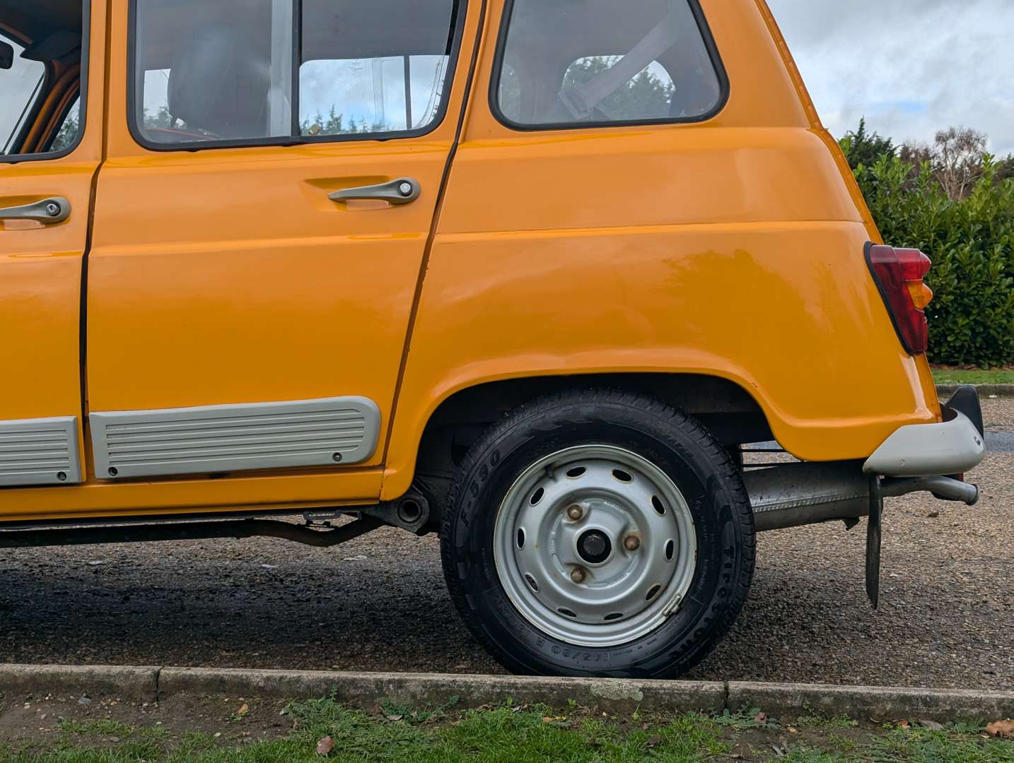 <p>1990 RENAULT 4 GT L LHD</p>