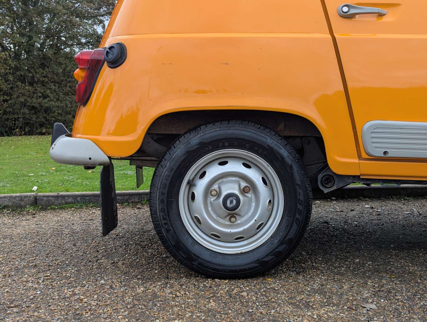 <p>1990 RENAULT 4 GT L LHD</p>