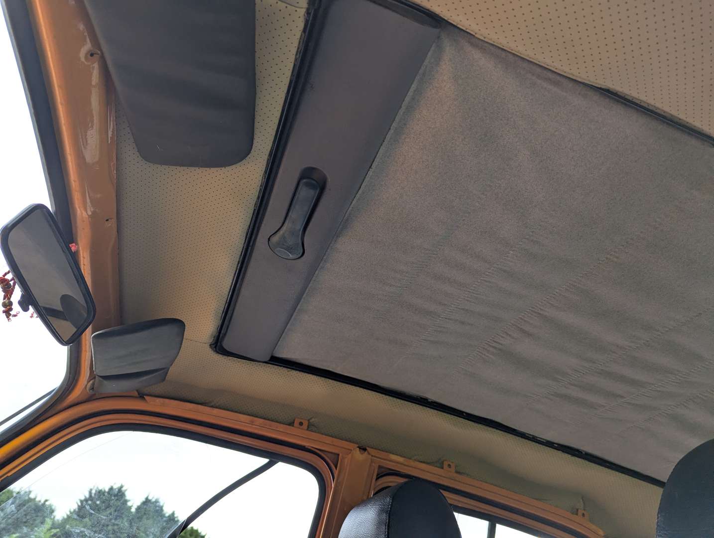 <p>1990 RENAULT 4 GT L LHD</p>