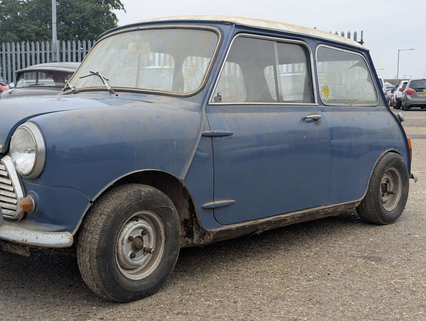 <p>1968 AUSTIN MINI COOPER MKII</p>