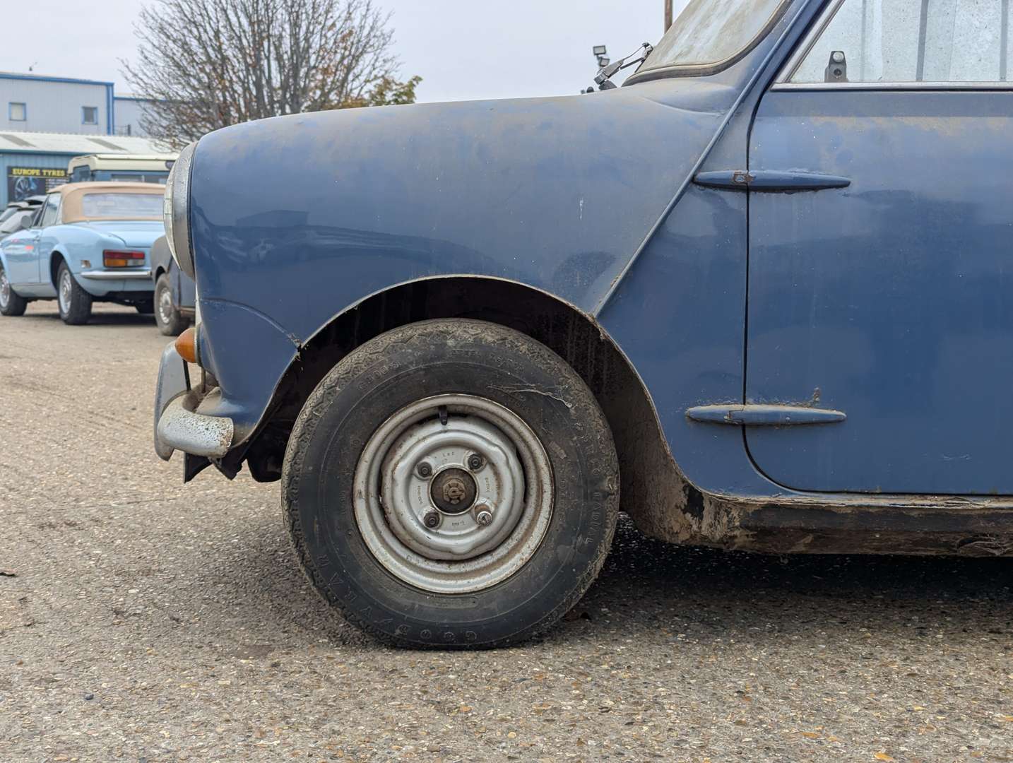 <p>1968 AUSTIN MINI COOPER MKII</p>