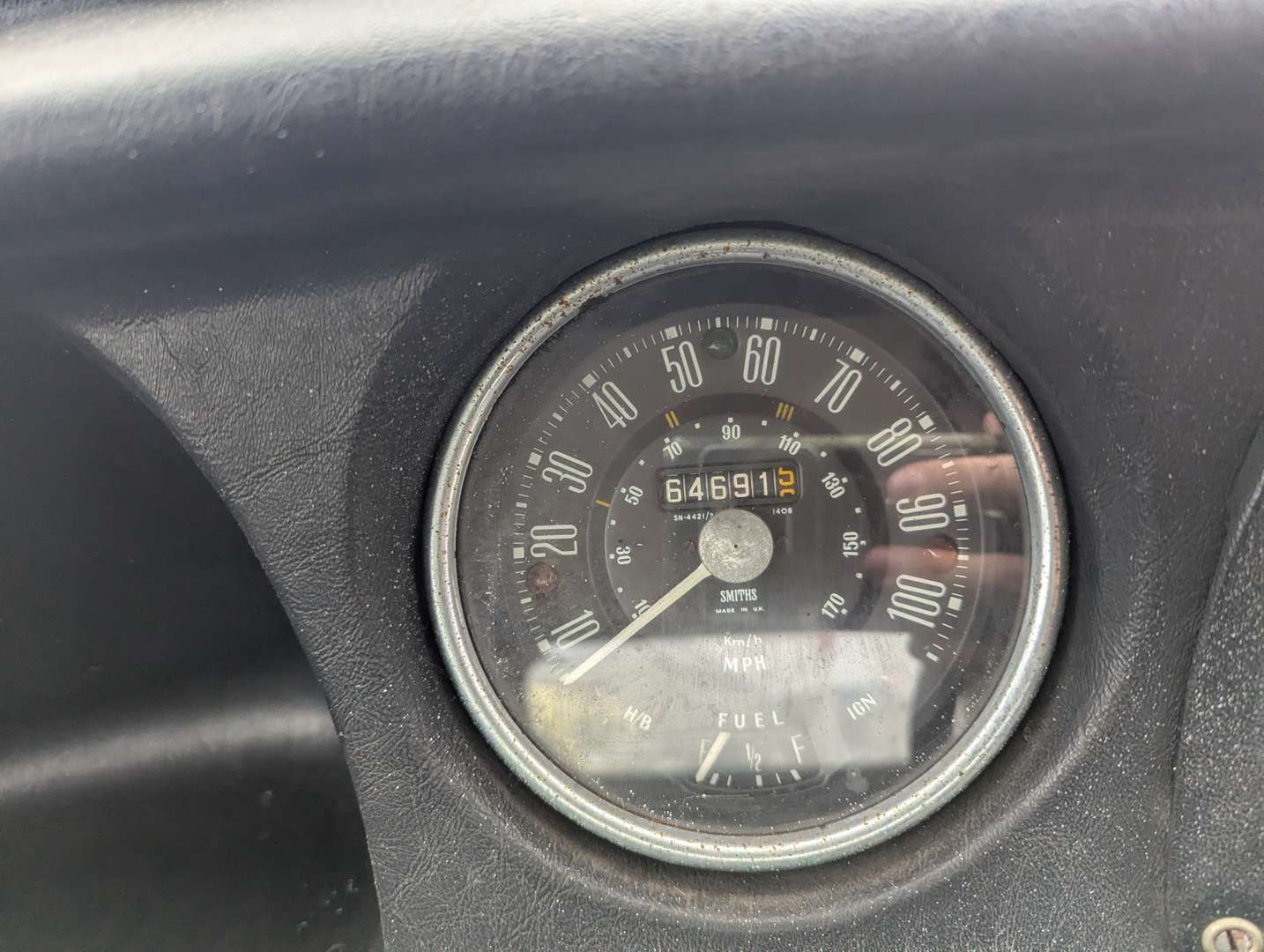 <p>1968 AUSTIN MINI COOPER MKII</p>