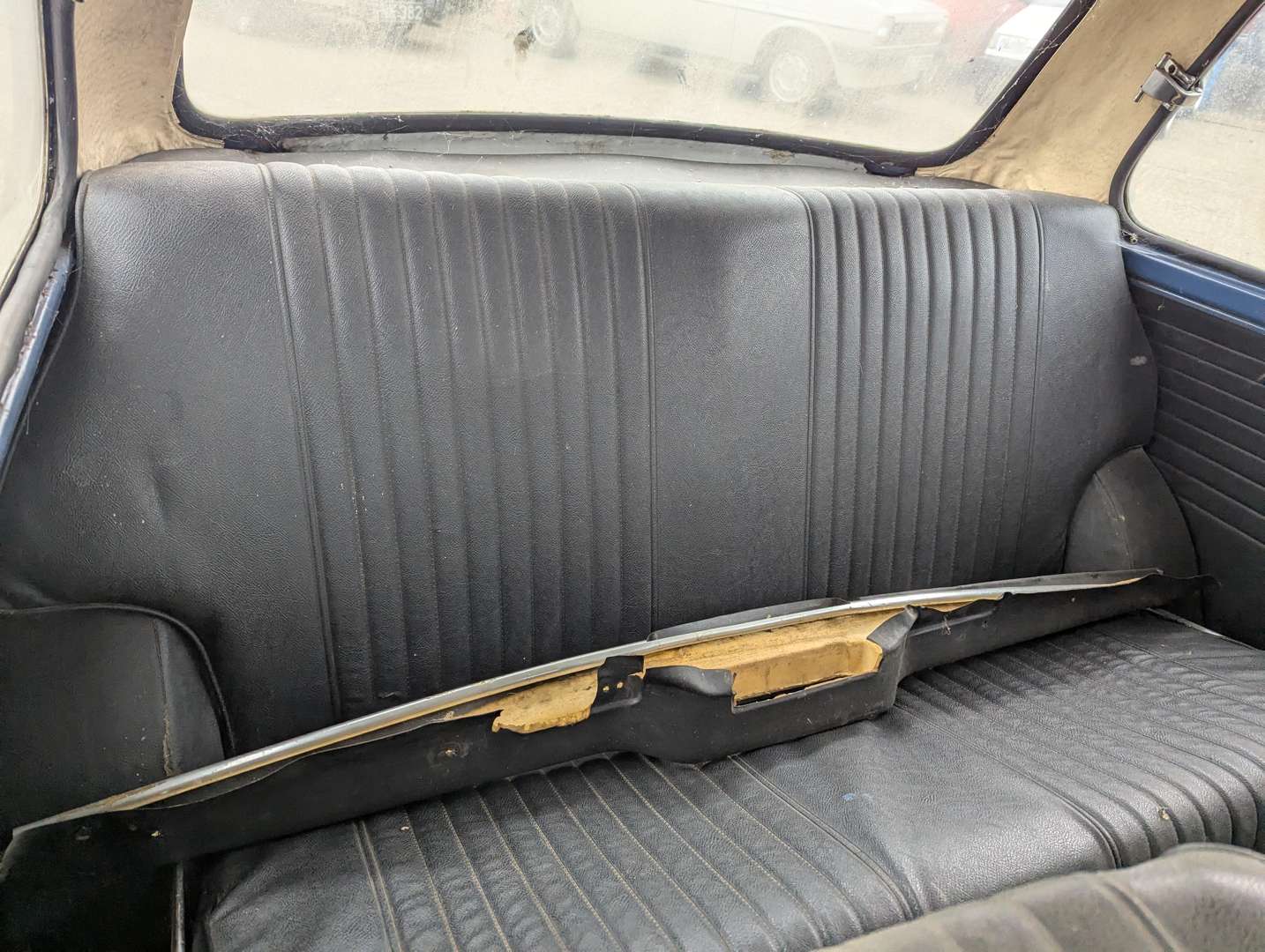 <p>1968 AUSTIN MINI COOPER MKII</p>