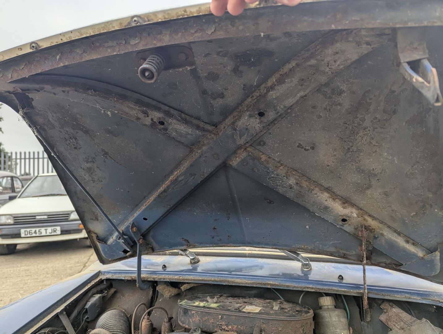 <p>1968 AUSTIN MINI COOPER MKII</p>