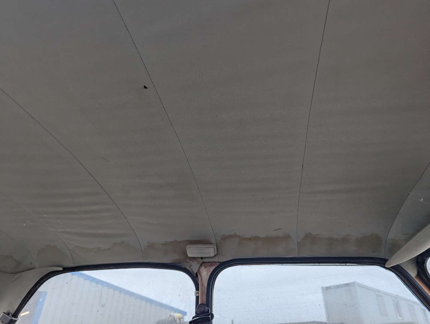 <p>1976 LEYLAND MINI CLUBMAN SALOON</p>