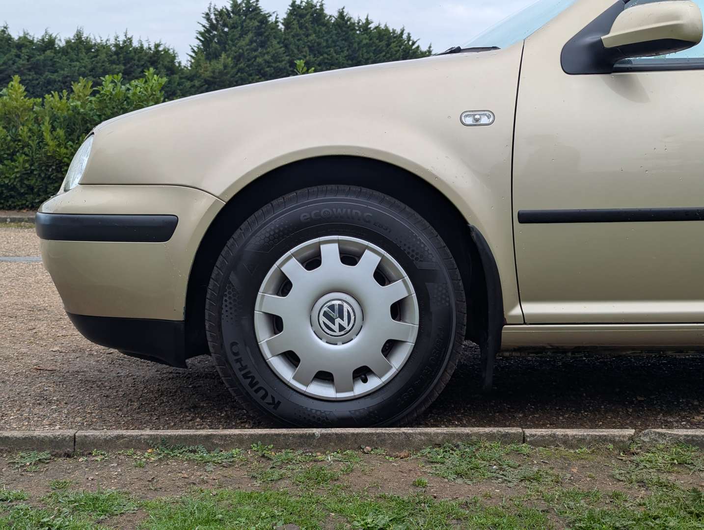 <p>2002 VW GOLF 1.4S</p>